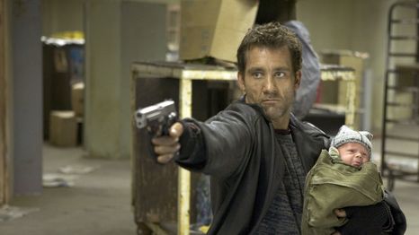 Clive Owen protagoniza esta divertida comedia de acción Clive Owen protagoniza esta divertida comedia de acción
