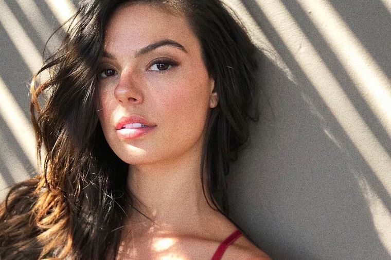 Ísis Valverde