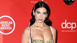 dua lipa sorprende a sus fans con un cambio en su carrera