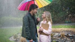 Ya sea drama o comedia, las producciones de la señal se caracterizan por su corta duración y sus romances actuales, llenos de chispa y magia