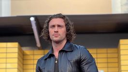 Aaron Taylor-Johnson ha sorprendido con su radical cambio de look.