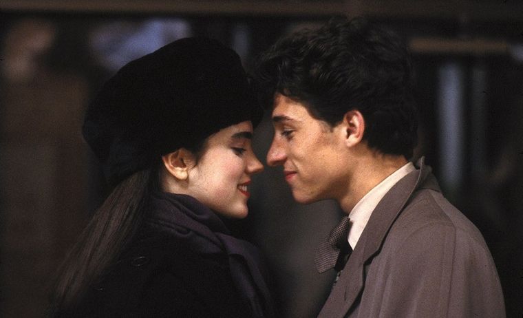 Una comedia romántica ochentera y olvidada por muchos que es perfecta para ver hoy
