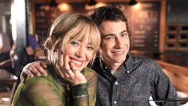 Hilary Duff y Adam Lamberg, dos de los protagonistas de la serie original de Disney.
