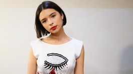 angela aguilar se burlo de quienes la critican y presumio su jet privado