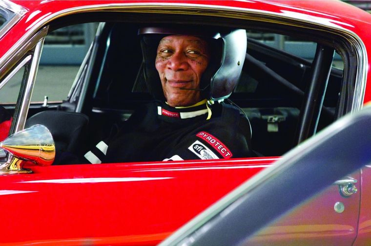 Morgan Freeman protagoniza varios títulos disponibles en HBO Max.