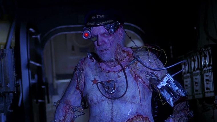 Virus, la película de culto de ciencia ficción que ahora se puede ver en Netflix Virus, la película de culto de ciencia ficción que ahora se puede ver en Netflix