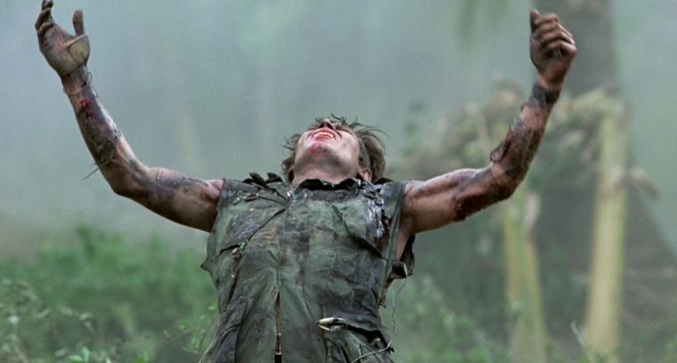 Inspirada en hechos reales, este filme de Oliver Stone es uno de los más impactantes del cine bélico Inspirada en hechos reales, este filme de Oliver Stone es uno de los más impactantes del cine bélico