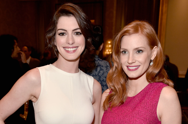 Anne Hathaway y Jessica Chastain se conocieron en el set de Interstellar.