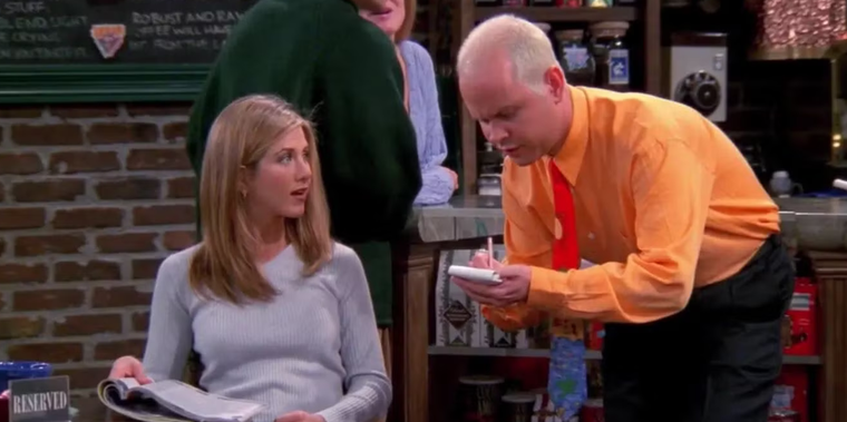 La teoría sostiene que Gunther ayudaba al grupo de amigos por su amor por Rachel La teoría sostiene que Gunther ayudaba al grupo de amigos por su amor por Rachel