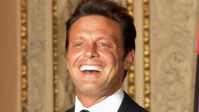 El cantante vive un excelente momento financiero.