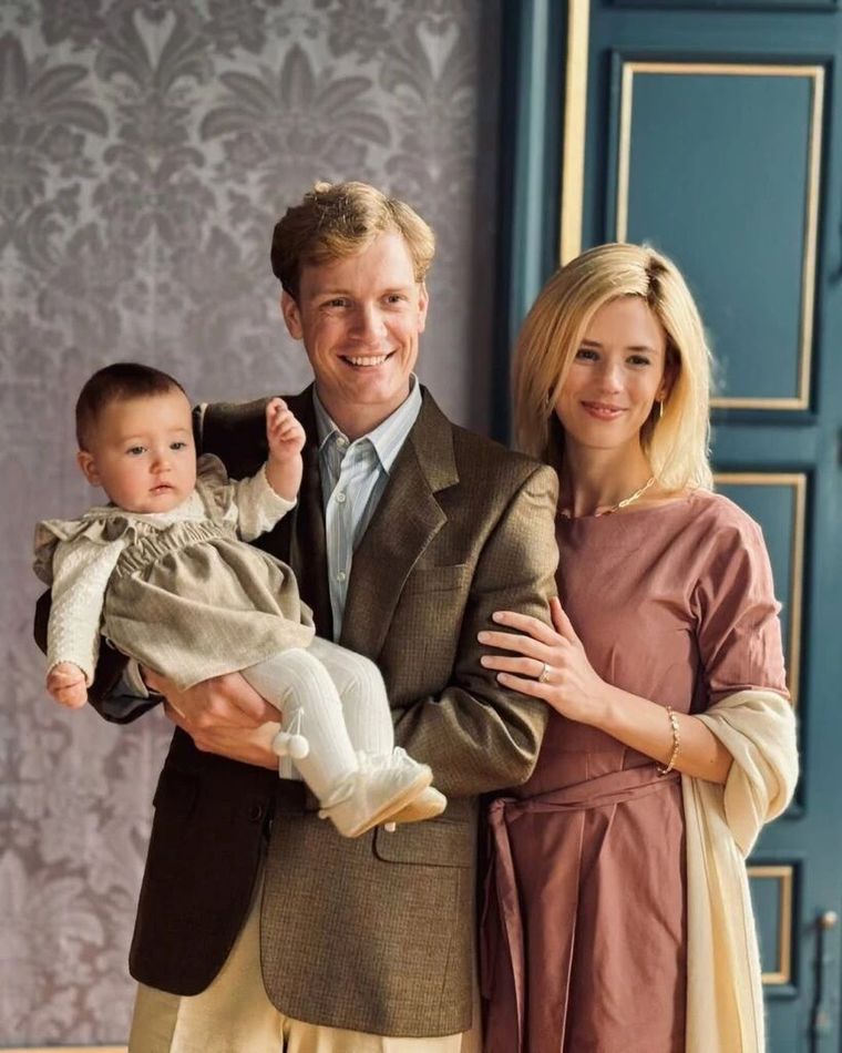 La segunda temporada de Máxima explorará el detrás de escena de la boda y los primeros años de la argentina como princesa de los Países Bajos y madre de la heredera al Trono. La segunda temporada de Máxima explorará el detrás de escena de la boda y los primeros años de la argentina como princesa de los Países Bajos y madre de la heredera al Trono.