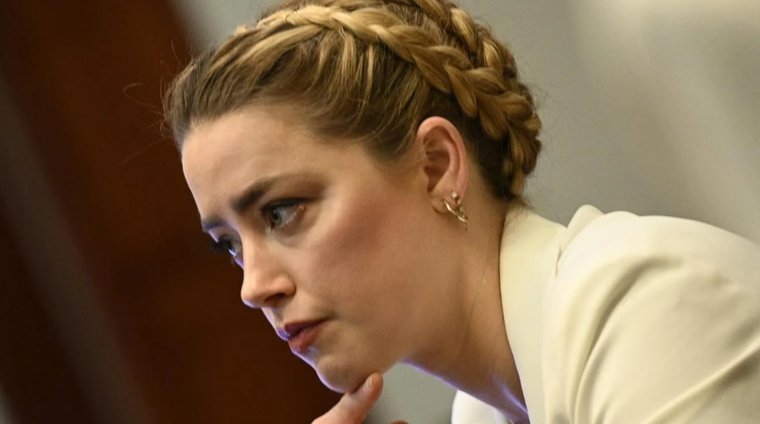 Amber Heard vuelve a ponerse en el ojo de la tormenta