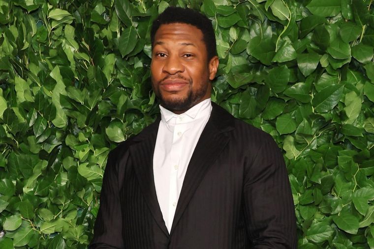 La abogada de Jonathan Majors difundió una serie de mensajes para probar la inocencia del actor