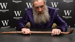 creador de watchmen: por que alan moore considera que las peliculas de superheroes son peligrosas