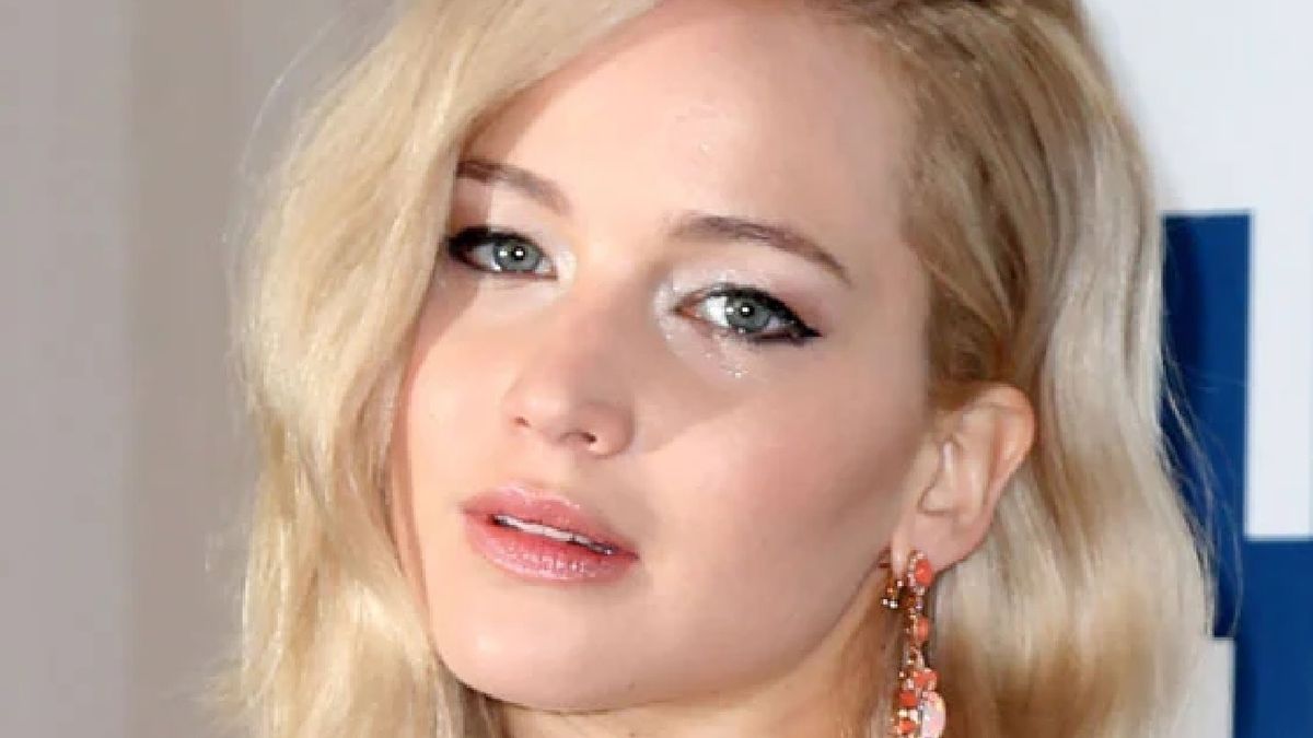 Jennifer Lawrence announces she is expecting her second child, image size:1200x675