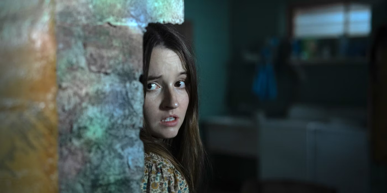 Kaitlyn Dever protagoniza la película dirigida por Brian Duffield