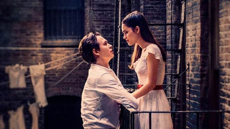 West Side Story (2021), Steven Spielberg dirige el remake del clásico musical de 1961.