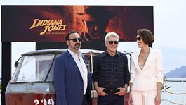 Que Ver | James Mangold, Harrison Ford y Phoebe Waller-Bridge durante la presentación del filme en Cannes