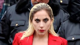 Lady Gaga le da vida a Harley Quinn en la secuela de Joker (2019).