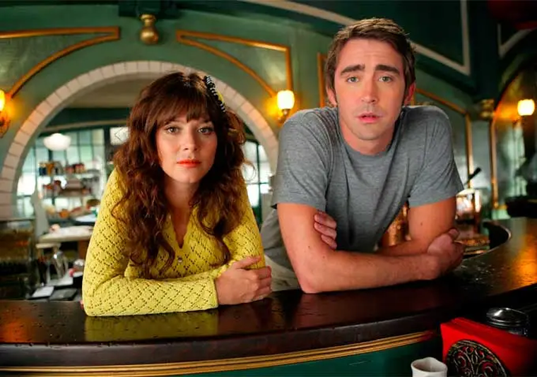 Pushing Daisies traía todas las semanas un nuevo misterio que resolver. Pushing Daisies traía todas las semanas un nuevo misterio que resolver.