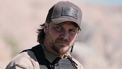 Luke Grimes vuelve al universo Yellowstone con Marshals. Luke Grimes vuelve al universo Yellowstone con Marshals.