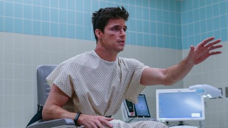 Comedia y ciencia ficción en esta serie imperdible y oculta en streaming