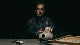 Bob-Odenkirk es el protagonista de este frenético thrieller
