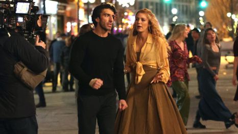 Justin Baldoni y Blake Lively en el set de Romper el círculo.&nbsp;