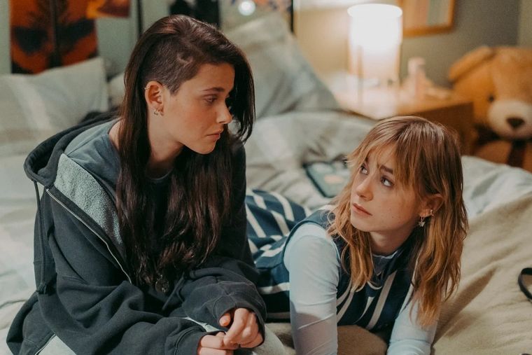 Nicole Wallace y Clara Galle protagonizan la serie Ni una más