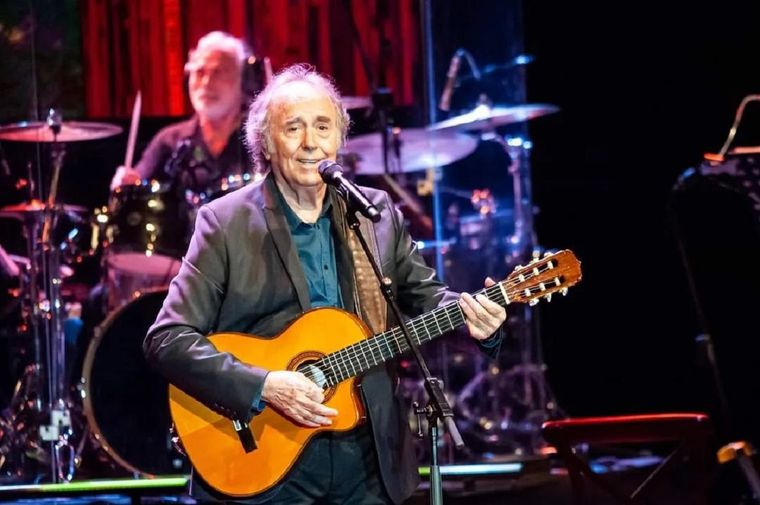 Joan Manuel Serrat es un artista español de 78 años