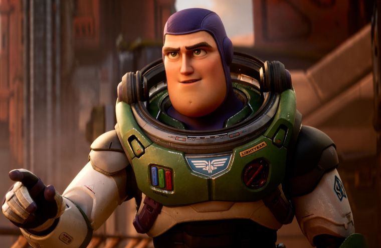 Buzz viaja en el tiempo