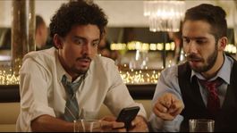 El mesero triunfa en Netflix.