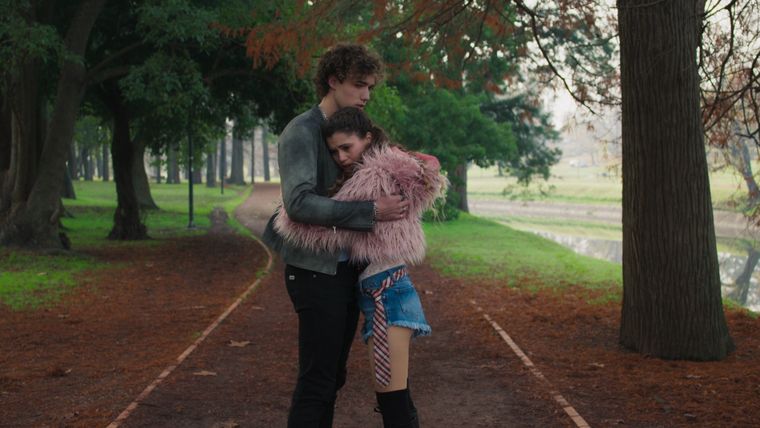 En la serie original de Cris Morena, Mateo interpreta a Rey, uno de los dos jóvenes que se disputarán el amor de Margarita, la protagonista. En la serie original de Cris Morena, Mateo interpreta a Rey, uno de los dos jóvenes que se disputarán el amor de Margarita, la protagonista.