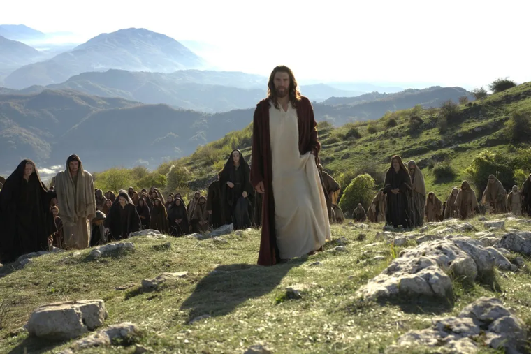 El actor Jaakko Ohtonen interpreta a Jesús de Nazaret en la secuela. El actor Jaakko Ohtonen interpreta a Jesús de Nazaret en la secuela.