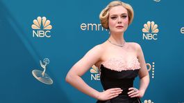 premios emmy 2022: los mejores looks de la alfombra roja