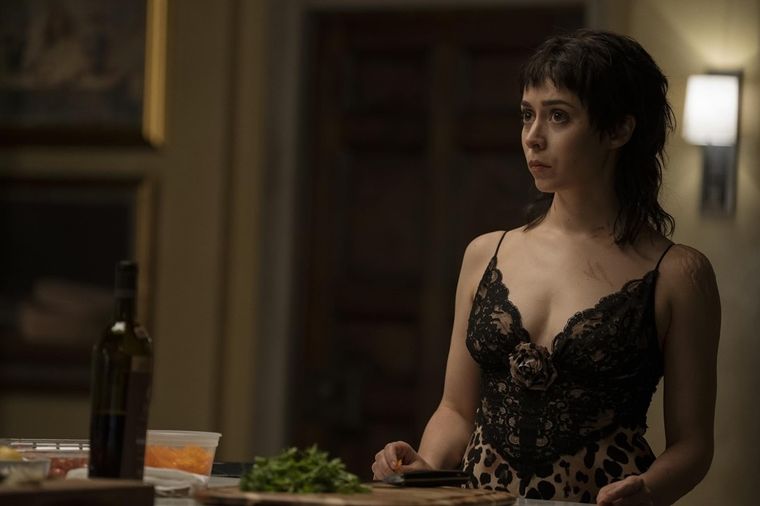 Sofia Gigante busca lastimar a Oz en el final del episodio 6