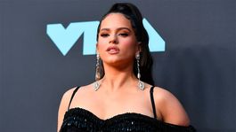 rosalia cambio su look y sus seguidores enloquecieron rosalia cambio su look y sus seguidores enloquecieron