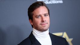 Armie Hammer se encuentra alejado de la actuación