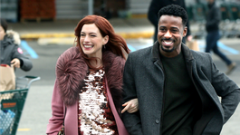 Anne Hathaway protagoniza la serie estrenada en 2019. 