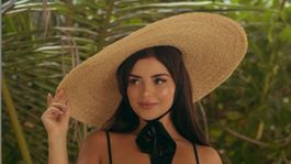 demi rose derritio instagram con una impactante foto de espaldas demi rose derritio instagram con una impactante foto de espaldas