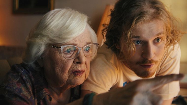 June Squibb protagoniza esta cinta a sus 94 años