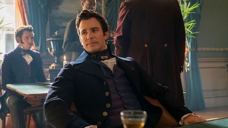 Luke Thompson como Benedict Bridgerton