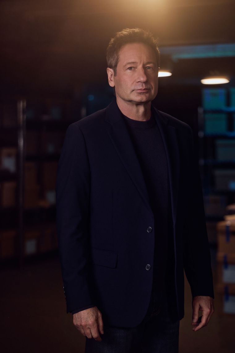 En la docuserie Expedientes desclasificados con David Duchovny, el actor develará los secretos detrás de varias operaciones gubernamentales. En la docuserie Expedientes desclasificados con David Duchovny, el actor develará los secretos detrás de varias operaciones gubernamentales.