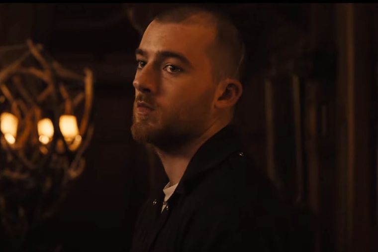 El fallecido actor participa de Abigail, la nueva película de terror de Matt Bettinelli-Olpin y Tyler Gillett