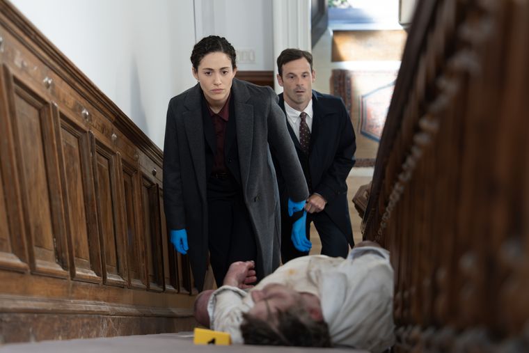 Emmy Rossum y Scoot McNairy en Furia. 