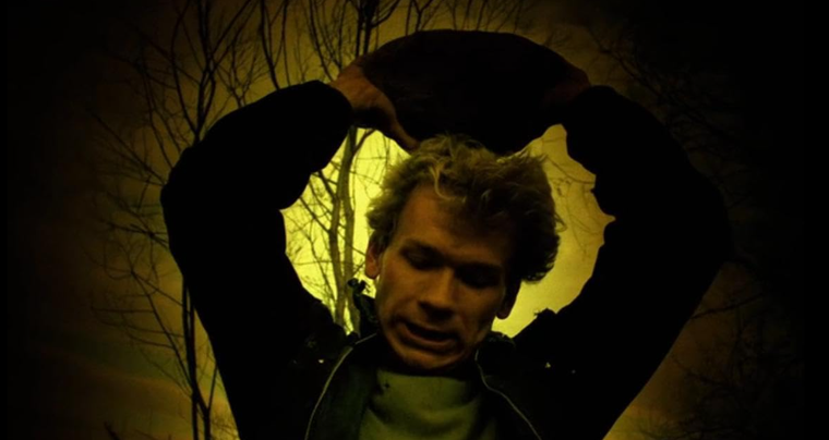 El decálogo fue creada por Krzysztof Kielowski y Krzysztof Piesiewicz. El decálogo fue creada por Krzysztof Kielowski y Krzysztof Piesiewicz.