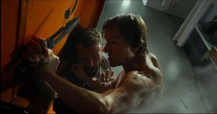 Mission-Impossible-The-Final-Reckoning-Tom-cruise-knive-fight