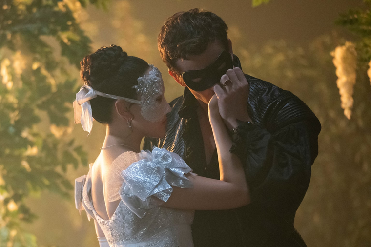 Benedict Bridgerton vivirá una apasionada historia de amor en la temporada 4. Benedict Bridgerton vivirá una apasionada historia de amor en la temporada 4. 