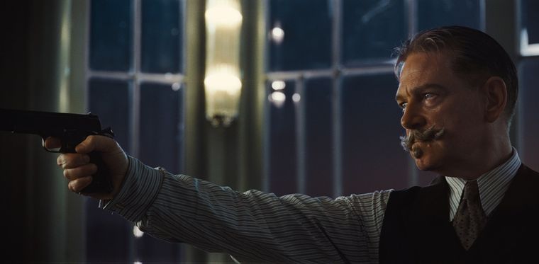 Hércules Poirot está de regreso.