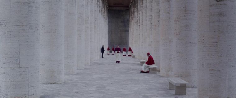 Un estreno reciente aborda la situación actual del Vaticano tras la partida del Papa Francisco.